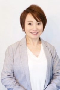この画像には alt 属性が指定されておらず、ファイル名は プロフィール小さイズ-201x300.jpg です